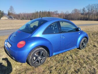 VW NEW BEETLE 2.0I - 4