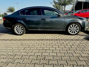 Passat B7 sedan 2.0 TDI; odvětrávaná sedadla, DCC, Dynaudio - 4