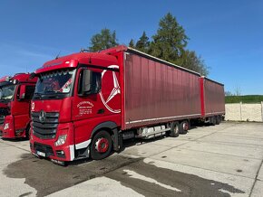 TANDEMOVÁ SOUPRAVA MERCEDES - BENZ ACTROS 2545 - PRŮJEZD - 4