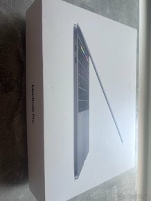 Apple MacBook Pro 13" 2019, i5 Touch Bar 256GB Space Gray - 4