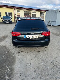 Audi A4 B8 2.0 tdi 105 kw 2010 - 4