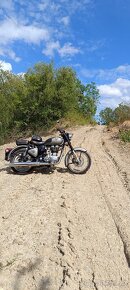 Royal Enfield Bullet Classic 500 - 4