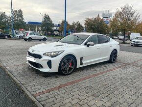 Kia stinger 3.3turbo 4x4 EU - 4