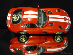 Dodge Viper GTS Coupe Bburago 1/18 - 4