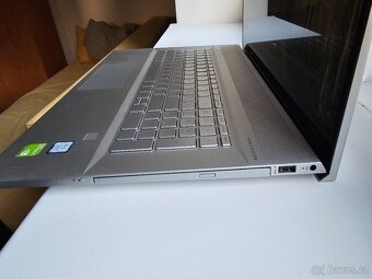 Notebook HP ENVY 17 Dotyk i5-8265 8GB 500SSD Windows 11 - 4