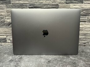 CTO MacBook Pro 15" 2017 i7 / 16GB / 500GB / Pro 560 - 4