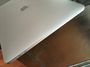 Macbook Pro 15", 32GB/1TB - 4