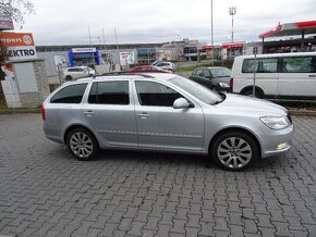 Škoda Octavia kombi 1.6 TDI DSG Elegance - Automat - 4