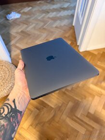 MacBook Pro 2017 - 4