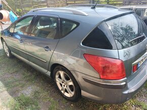 Prodám PEUGEOT 407, 2.2 benzin, 116kw-SW, šedá metal - 4