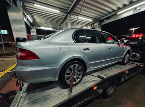 Vůz na náhradní díly Škoda Superb 2 sedan 2013 CFFB PBF LA7W - 4