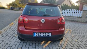 Volkswagen Golf 5 - 4