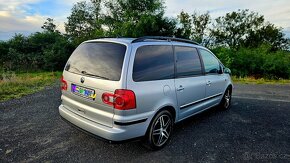 VOLKSWAGEN SHARAN TDi 2008 - 4