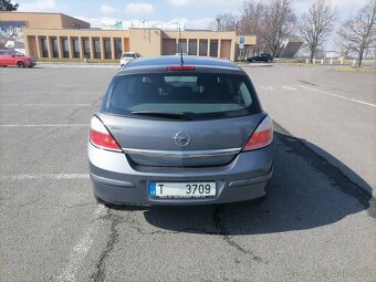 Opel Astra 1.4 benzin - 4