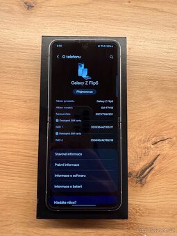 Samsung Z Flip 6 256GB - 4