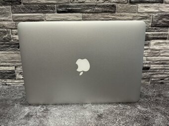 MacBook Air 13" 2011 i5 / 4GB / 128GB - 4