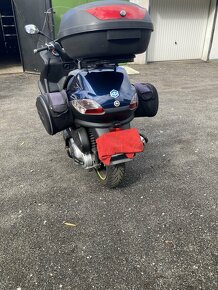 Piaggio MP3 400 I.E. - 4