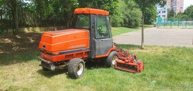 sekačka Jacobsen ST 5111 4WD - 4