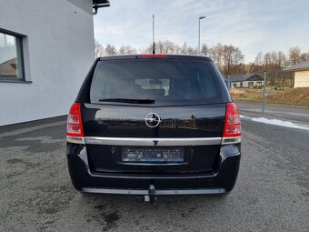 Opel Zafira 1.8 103 kW, 7 míst - 4