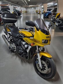 Yamaha FZS 600 Fazer - 4