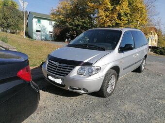 Chrysler Voyager 2.8CRD 110KW 7MÍST NA OPRAVU NEBO DÍLY - 4