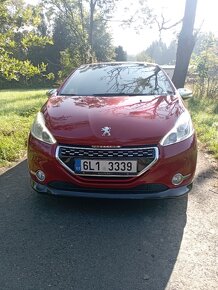 Peugeot 208 GTI - 4