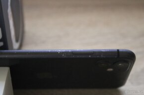 iPhone 11 Black (256GB) - 4
