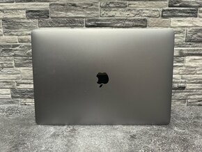 CTO MacBook Pro 15 2019 i7 / 16GB / 500GB / Pro 555x - 4