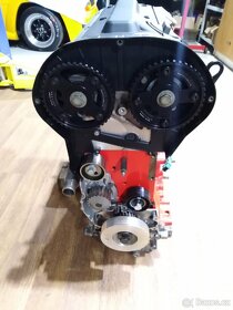 Závodní motor Peugeot/Citroen 2.0 306 GTI/XSARA/205 - 4