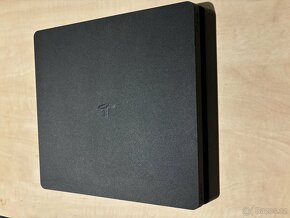 Playstation 4 slim + 2x ovladač -top stav - 4