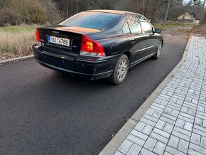 Volvo S60 2.4i 125kw - 4