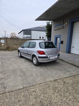 Peugeot 307 - 4