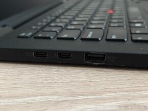 Lenovo ThinkPad X1 Yoga Gen 3 - 4