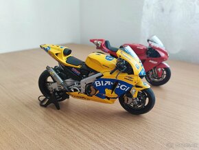 Modely motorek 1/12 - 4