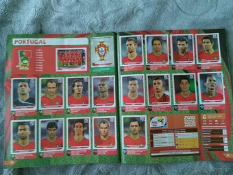 Prodám plný album nálepek PANINI 2010 MS v JAR - 4