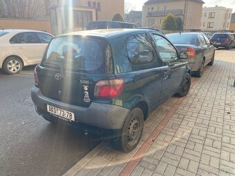 Toyota yaris 1.0 vvti 50 kw rok 2000 - 4