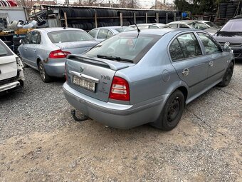 ŠKODA OCTAVIA 1 Díly z vozů všechny motorizace - 4