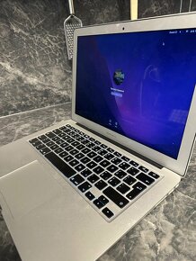 Prodám Macbook Air 13 - 4