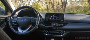 Hyundai i30 fastback 1.0 - 4