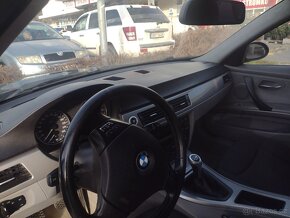 BMW 320 i 2006 - 4