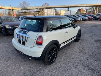 Mini One (Cooper) - 4