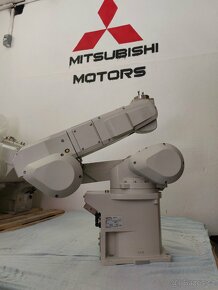 Průmyslový robot - MITSUBISHI ELECTRIC - 6osý - 4