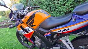 Honda CBR125 25800km 2004 Repsol - 4