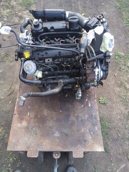 Motor Peugeot 206 1,4Hdi - 4