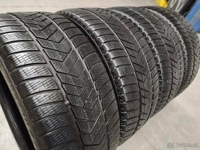 4x zimní Pirelli Scorpion winter 255/40 R21 102V - 4