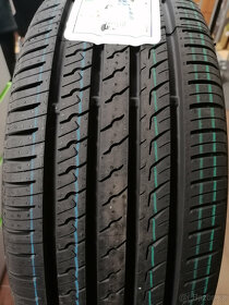 Nový orig. letní set Škoda Fabia IV 215/45 R17 4ks Barum - 4