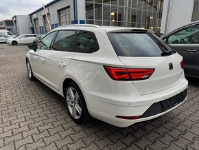 Seat Leon 2.0 TDI 110kW DSG FR-Line Tažné ACC Kamera Navi - 4