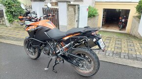 KTM ADVENTURE 1050 TOP STAV - 4