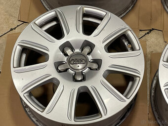 Alu kola 5x112 6,5J et33 original Audi Q3 velikost 16´´ 4ks - 4