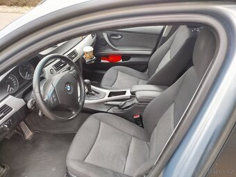 Prodám BMW E90 320d. - 4